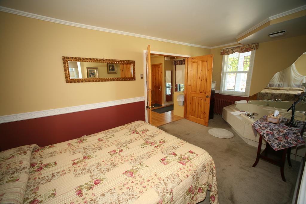 Restaurant Auberge Chez Girard Sainte-Agathe-des-Monts Room photo